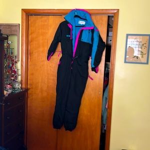 Columbia Women’s Large snow/ski suit.  Columbia of course
